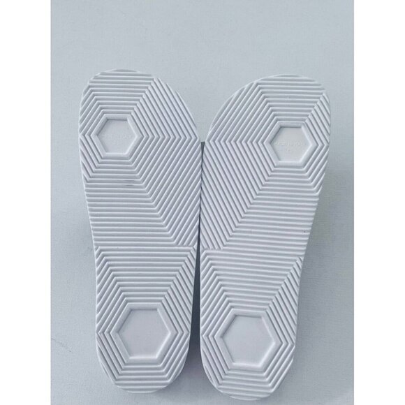 Sandals_&_Flip_Flops